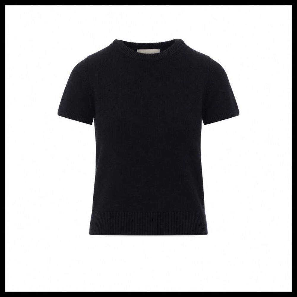 Dunst Women Knit Top